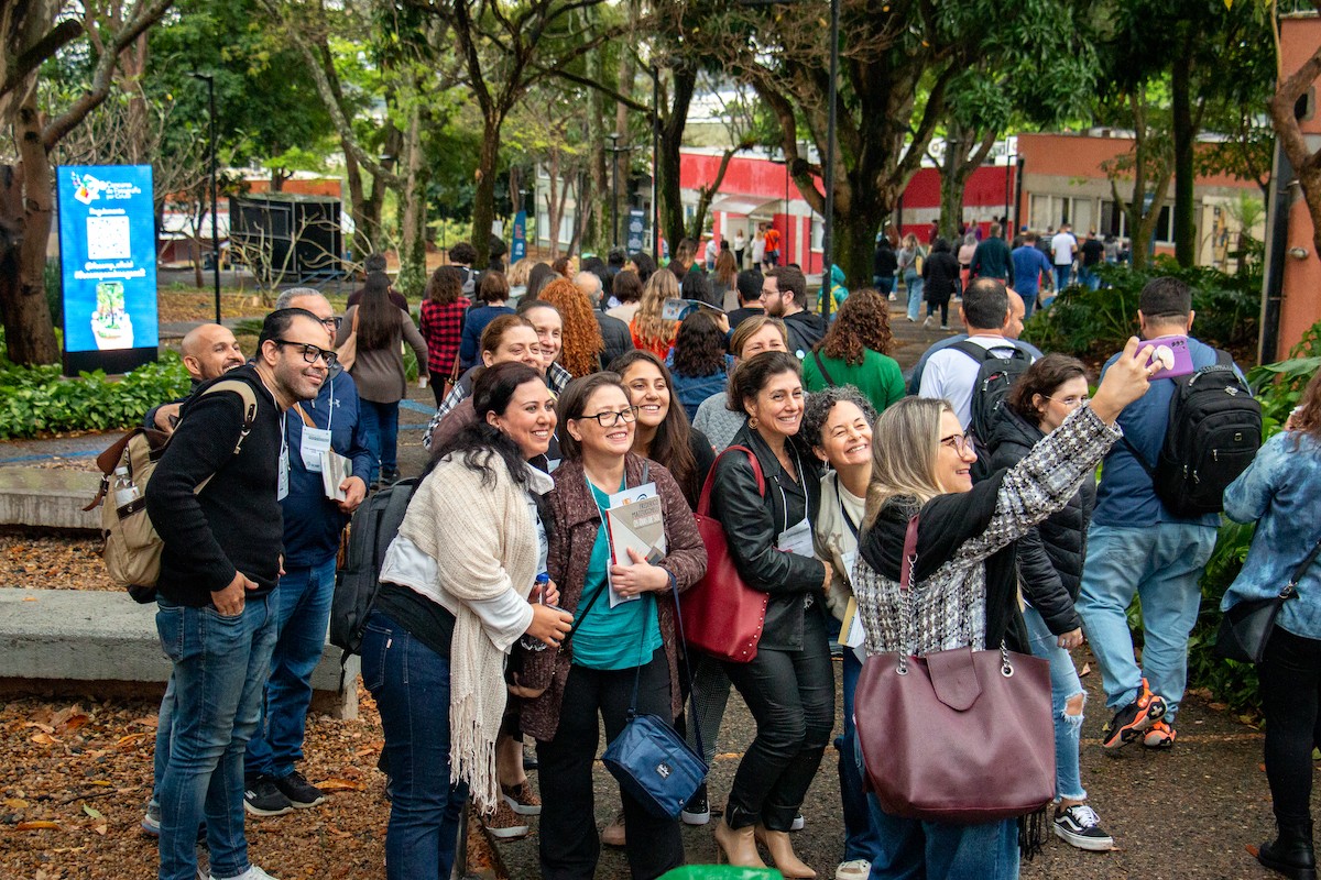 Seminário reúne mais de 250 professores de ensino médio