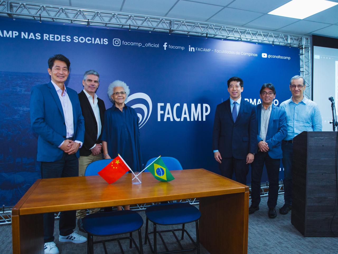 Brasil-China em foco na FACAMP com Dr. Thomas Law